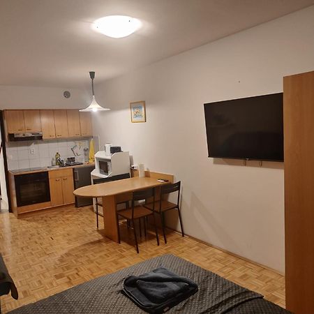 Apartma Luka With Private Parking Izola Exteriér fotografie